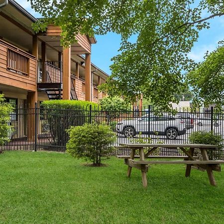 Surestay Plus By Best Western Woodbury Inn Esterno foto