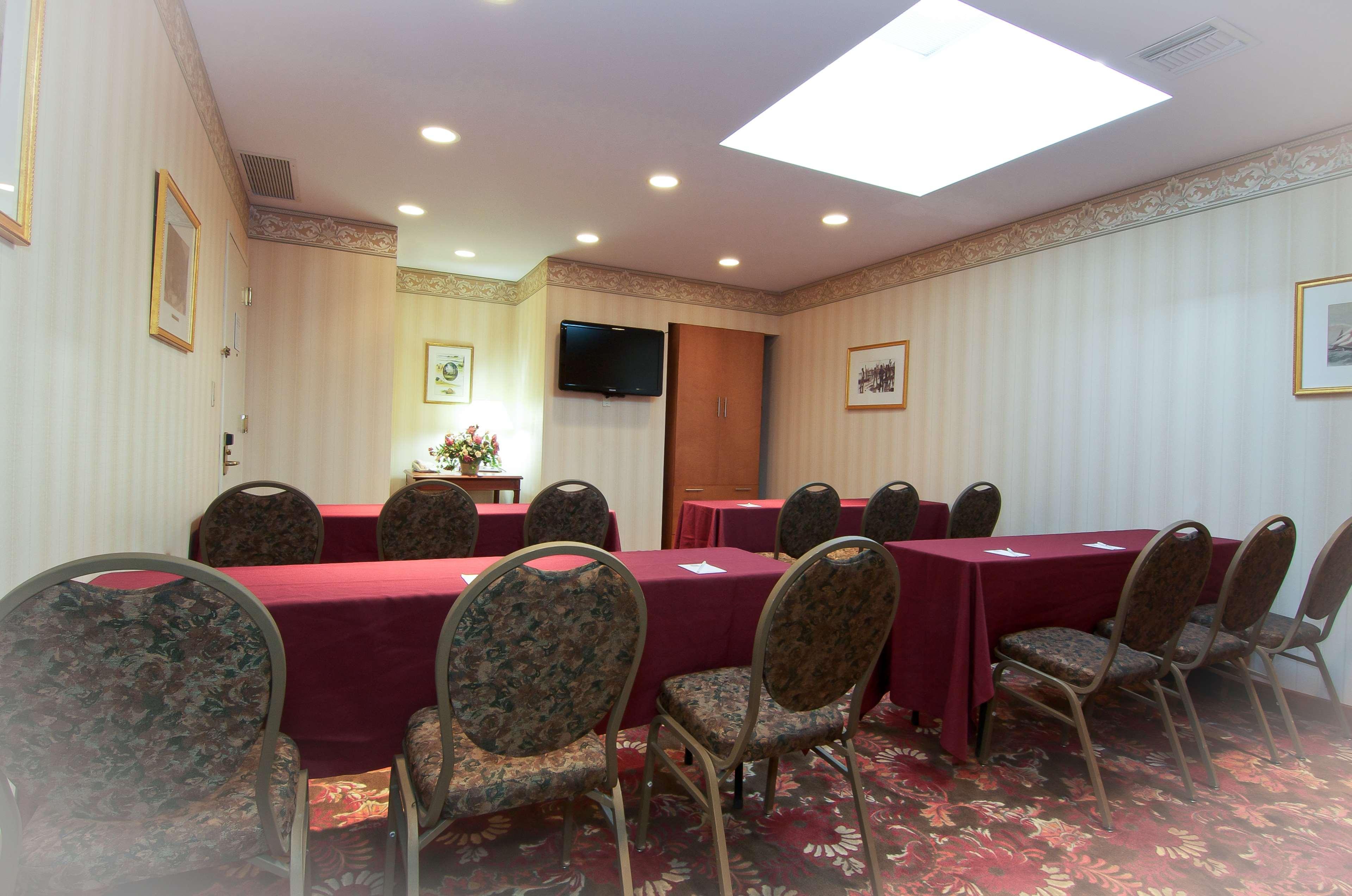 Surestay Plus By Best Western Woodbury Inn Esterno foto