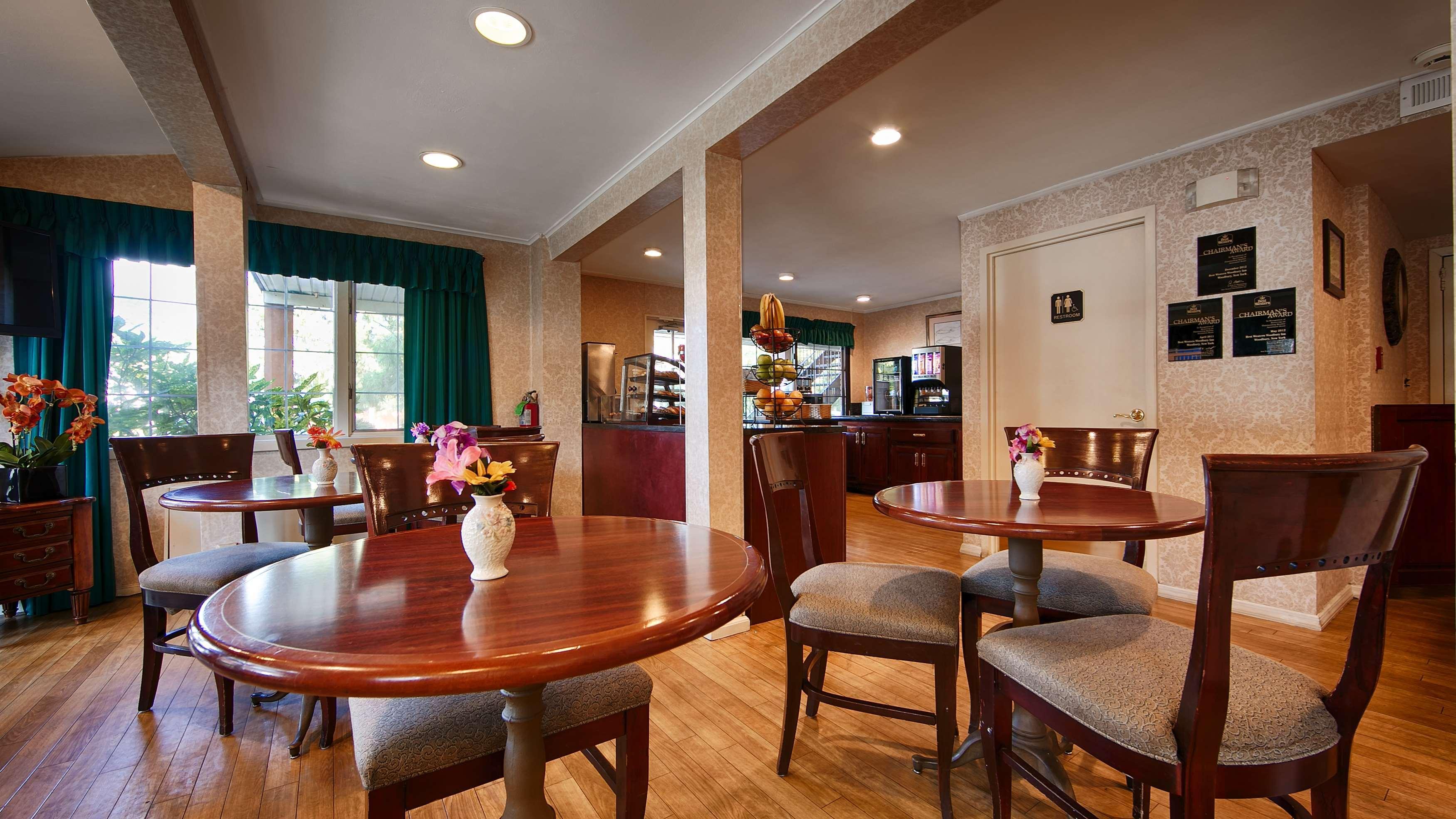 Surestay Plus By Best Western Woodbury Inn Esterno foto