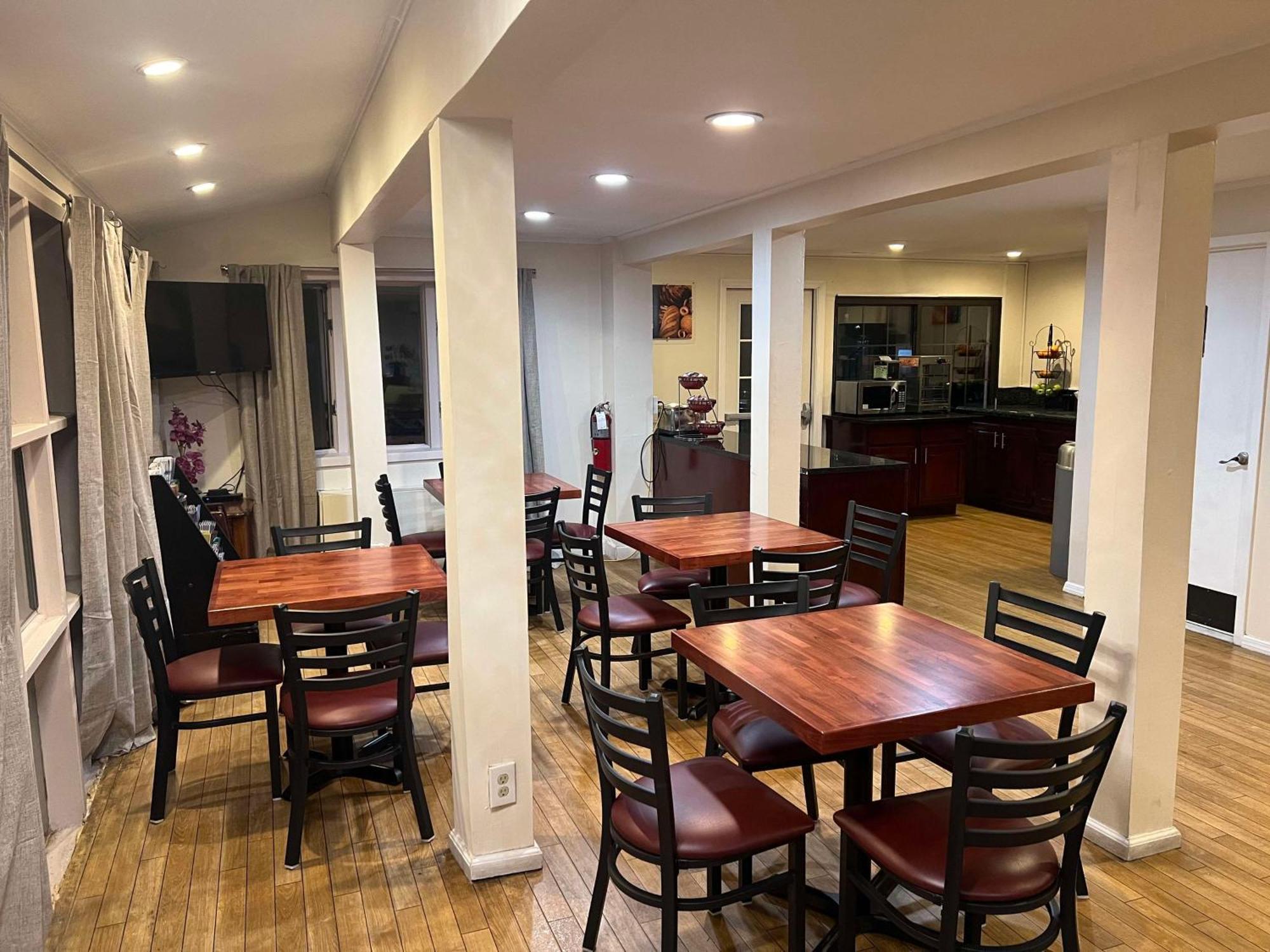 Surestay Plus By Best Western Woodbury Inn Esterno foto