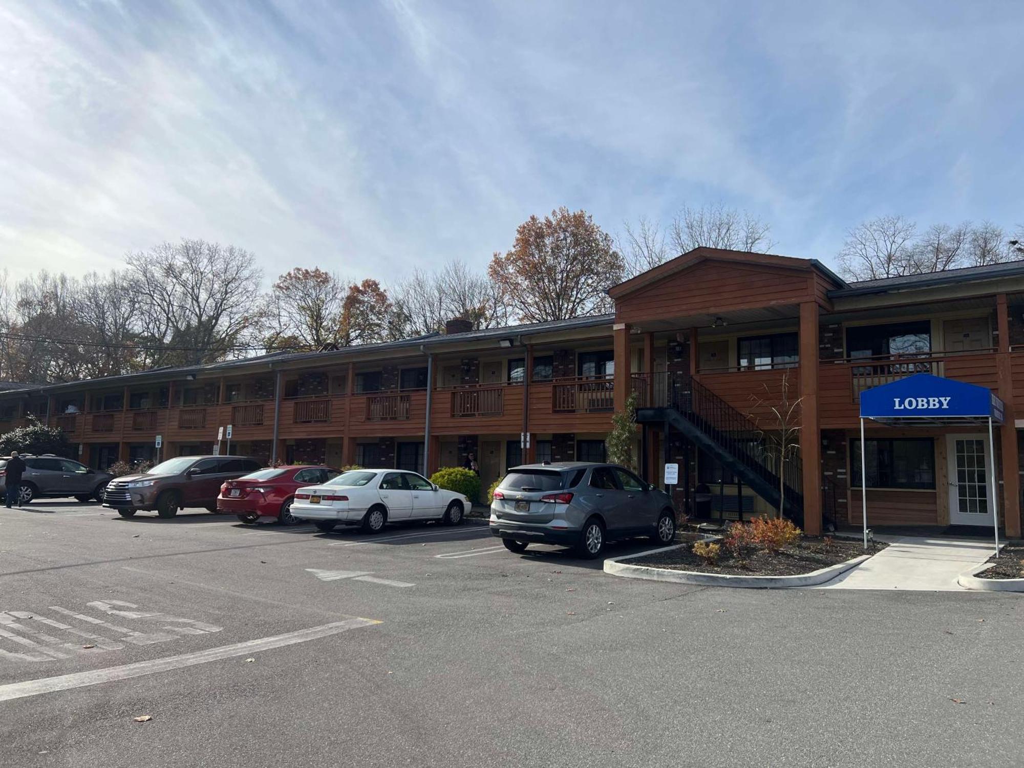 Surestay Plus By Best Western Woodbury Inn Esterno foto