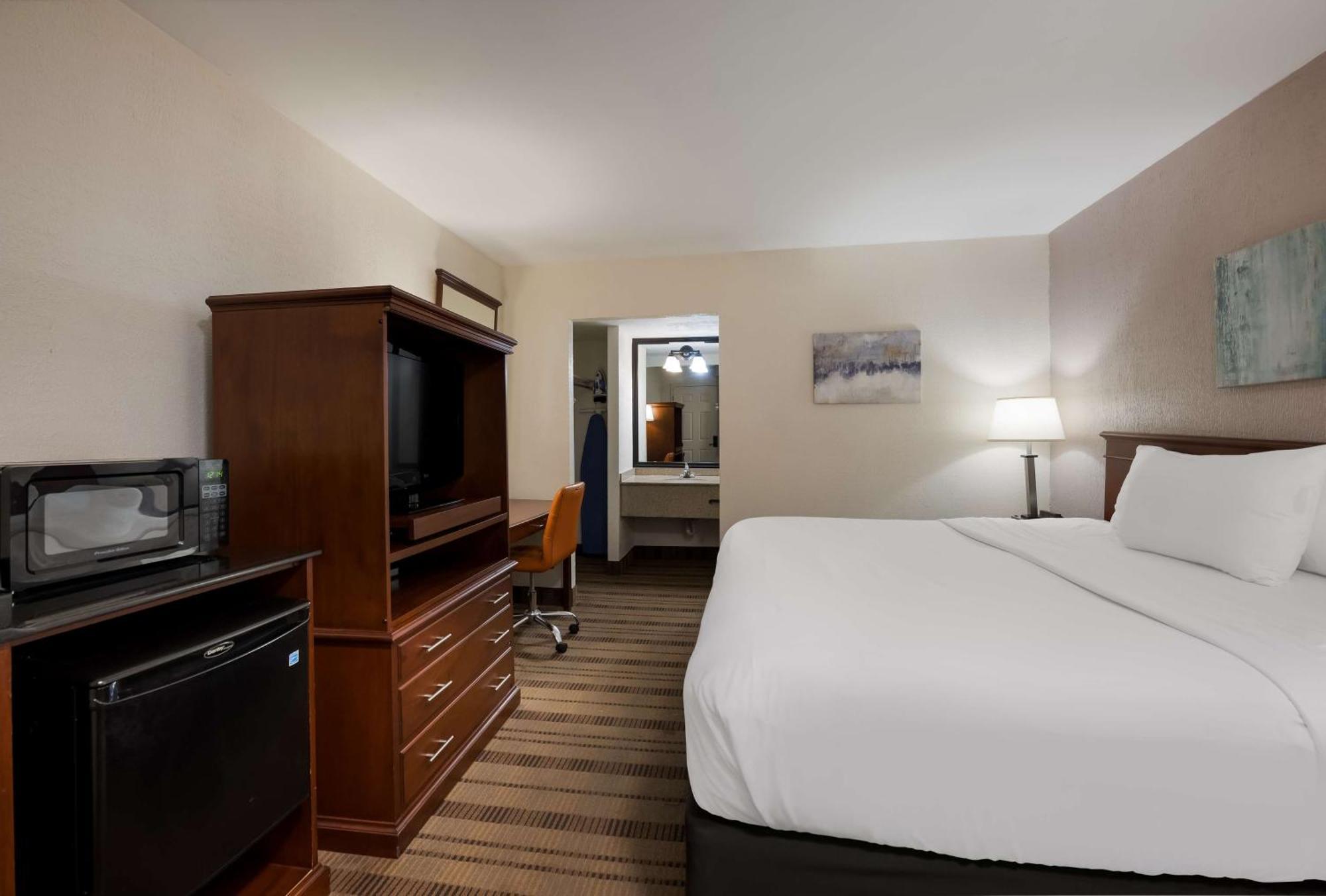 Surestay Plus By Best Western Woodbury Inn Esterno foto